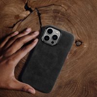 BUGOLINI Alcan-X - Magnetic Alcantara Case Cover Suitable for iPhone 14 - 9002 Alcantara Italy - Image 4